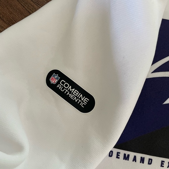 Baltimore Ravens sweatshirt - Picture 3 of 6